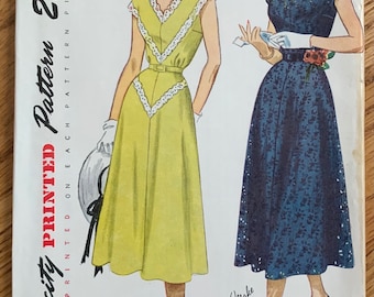 Vintage 1950s Sewing Pattern, b33" Womens One Piece Cocktail Dress or Day Dress, Simplicity 3237 FF