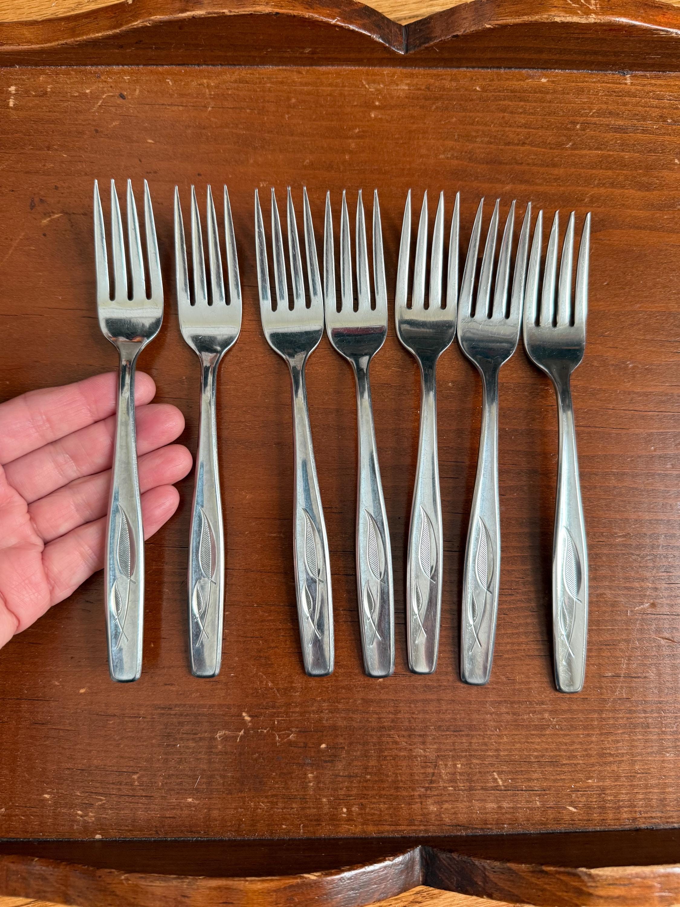 Vintage Rogers International Whispering Leaves Stainless Flatware