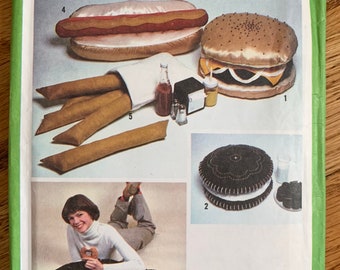 Junk Food Pillows Hamburger Cookie Donut Hot Dog and French Fries Simplicity 8643 FF, Vintage 1970s Sewing Pattern