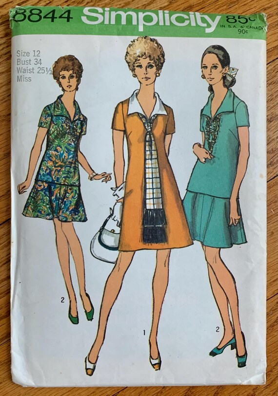 Vintage 70s A-line Dress or Overblouse, Flared Skirt & Scarf Sewing Pattern - Simplicity 8844 UNCUT (bust 34)