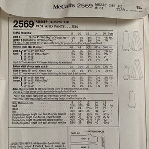 K&ouml;nnte beinhalten: Ein Schnittmuster f&uuml;r einen Pullover oder eine Weste und eine Hose. Das Schnittmuster enth&auml;lt Anweisungen f&uuml;r die Gr&ouml;&szlig;en 8 bis 16. Das Schnittmuster ist f&uuml;r McCall's 2569.