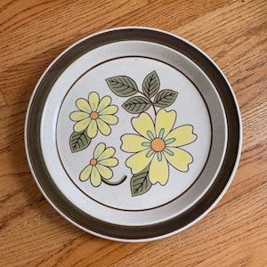 Vintage 1970s Mikasa Lazy Daisies Stoneware Serving Tray - Unused Potterskraft Premiere Platter 12-3/8&quot;