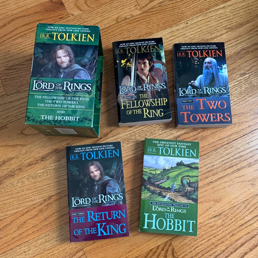 JRR Tolkien Lord of the Rings Trilogy and the Hobbit Paperback Box Set ...