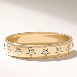 Round Starburst Wedding Band Ring, Round Moissanite Diamond, Dainty Star Setting Anniversary Band, Round Celestial Diamond Ring For Women
