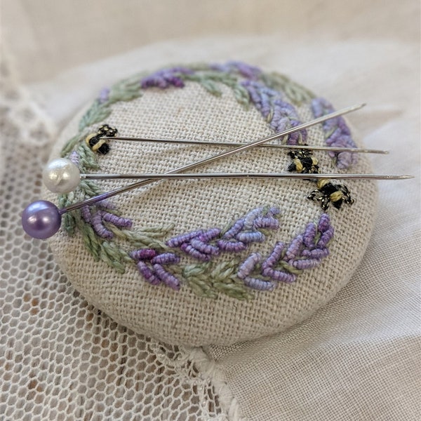 Embroidery kit - Lavender & Bees Needle minder - Full kit