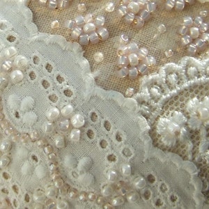 PP17 Vintage Lace & Pearls image 3