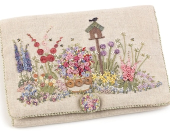 PDF - Embroidered Country Garden Needlecase