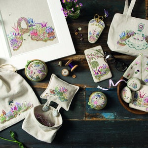 PP05 Herbaceous Borders Pincushion kit image 7