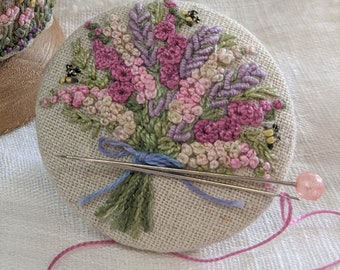 ECG - Hand-tied Posy (Tussie Mussie) Needle Minder