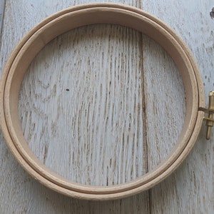 53 cm extra large embroidery hoop, XL quilt hoop, Beech Wooden hoop of 2  cm Thick