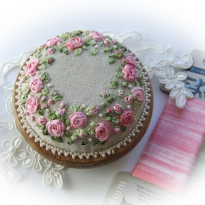 Silk Ribbon Embroidery - PP13 Roses & Pearls (Pink)
