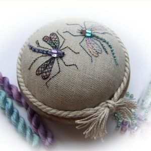 PP14L Dragonfly Duo Pincushion Kit