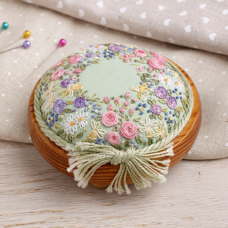 PP15 Sunshine and Flowers Pincushion Kit image 1