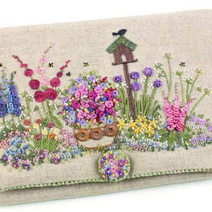 Embroidered Country Garden Needle case - Pattern & Print - Threads NOT included
