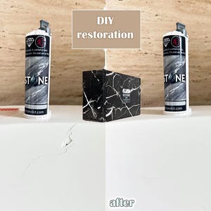 以下が含まれることがあります： DIY石材修復キットの画像。 「STONE」の文字が入った2本の円筒形のチューブが、白黒の大理石ブロックの両側にあります。 ブロックの上には「DIY修復」の文字があります。 ひび割れた表面の修復前と修復後の様子が写っています。