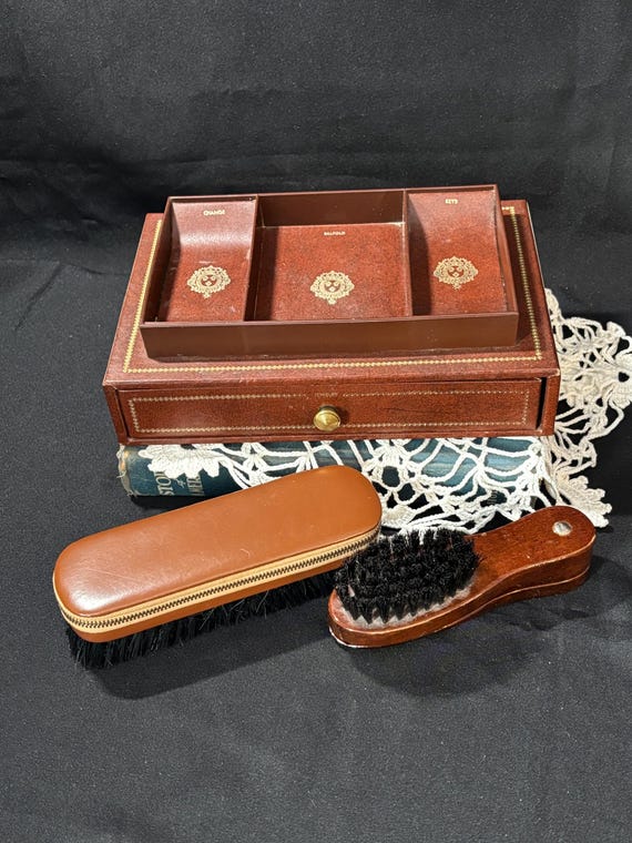 vintage mens dresser valet Men Wood Valet, Desk Organizer, Watch, Coin Caddy Product Type Vintage Mens Dresser Valet -