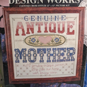 Kit de punto de cruz &quot;Madre Antigua&quot; auténtico de Design Works n.° 9035