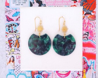 Acrylic Jade Green Marbled Disc with Golden Starburst Earrings