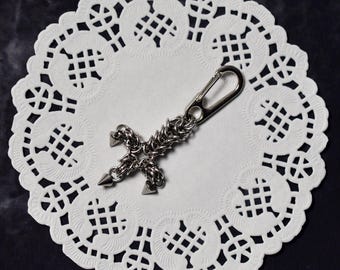 Aeterna Keychain - Handmade chainmail cross with spikes