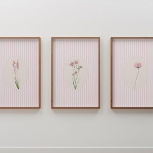 Ensemble de 3 affiches à rayures roses et fleurs sauvages | imprimé floral vintage à rayures roses | Trio d'art botanique aquarelle pour décoration d'intérieur
