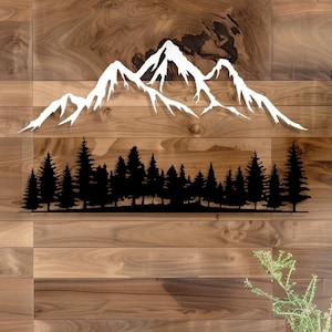 Alberi e montagne personalizzati Arte murale in metallo • Cartello in acciaio extra large personalizzato con foresta • Decorazione murale della natura • Decorazione d'interni per la casa moderna