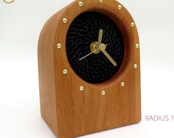 Orologio in legno, orologio da tavolo, orologio da scrivania, orologio speciale, orologio regalo,