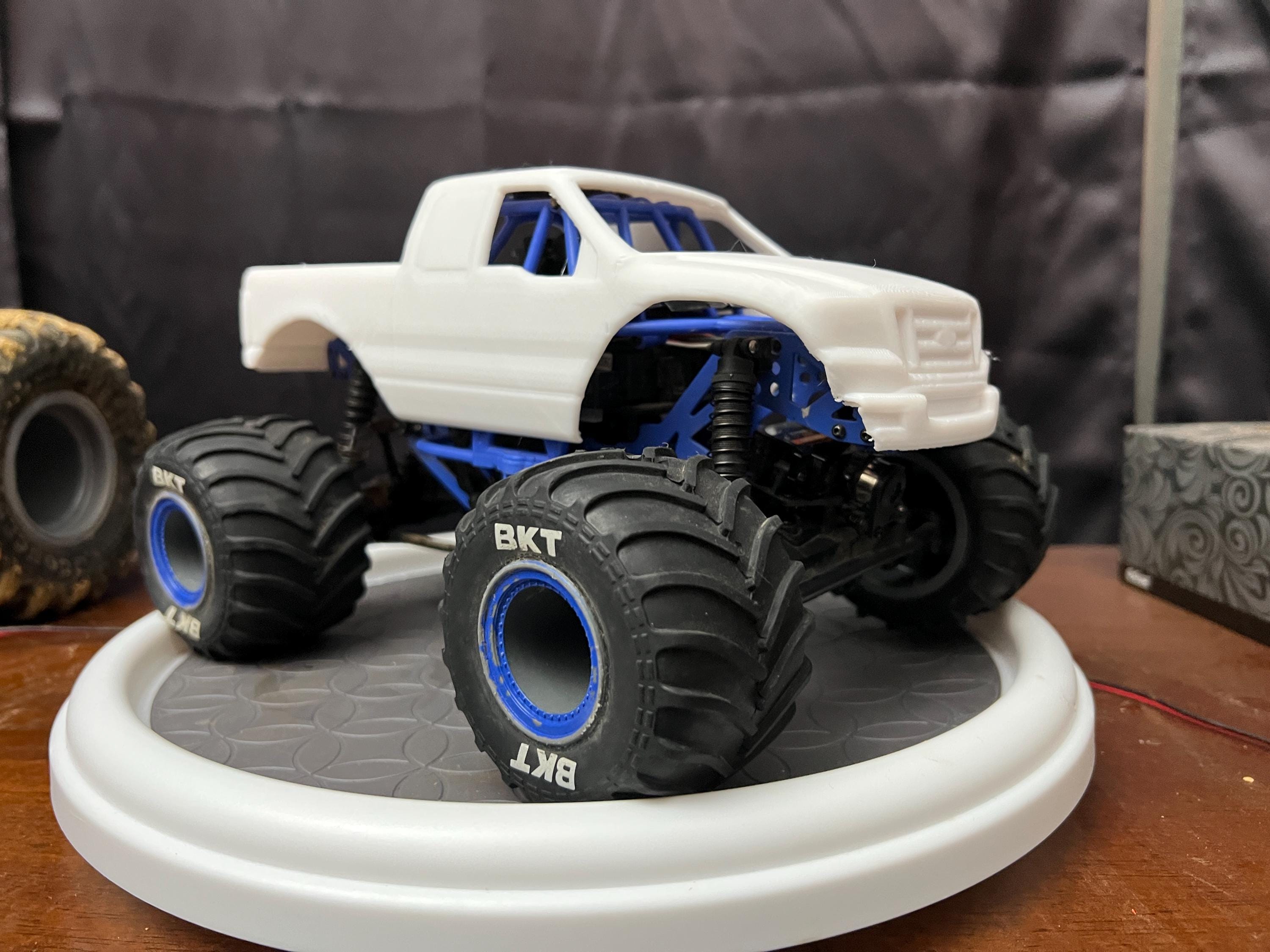 Nocche Sterzo In Alluminio Blu Treal Per Losi MINI LMT 1:18 - Fucinate CNC
