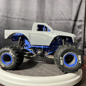 Losi Mini LMT Pickup Body with Colossal Wheel Cutouts - 1/18 or 1/10 Scale