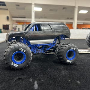 Losi Mini LMT Modern SUV Body 1/18