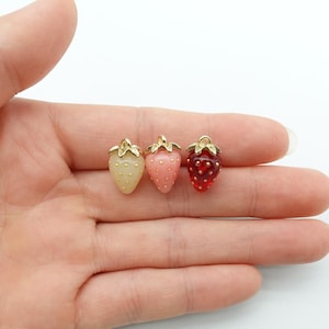Strawberry Charm – Gold-Accented Berry Pendant for Jewelry and Crafts