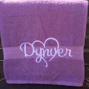 Embroidered Heart Name Bath Towel: Personalized Cotton Towel