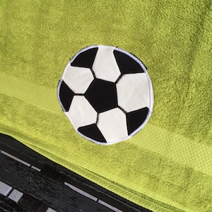 Soccer Towel, kid&#39;s sports towel, soccer bath towel, personalized towel, swim towel, child&#39;s bath towel, sports bath décor, teen bath towel