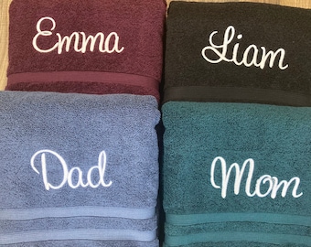 Personalized bath towel, embroidered towel, monogrammed bath towel, bathroom decor, towel with name