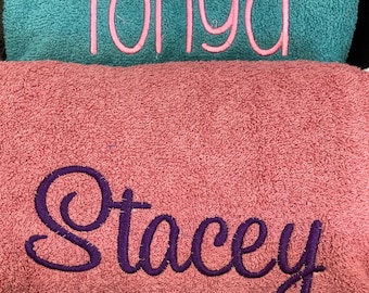 Embroidered Bath Towel: Personalized Monogrammed Cotton Towel