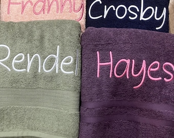 Personalized bath towel, embroidered towel, monogrammed bath towel, bathroom decor, towel with name