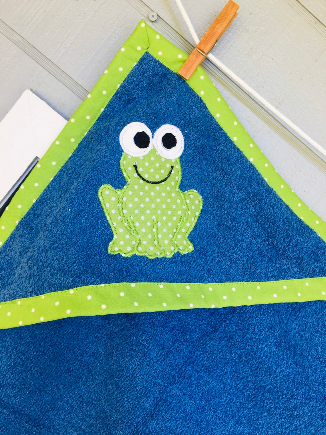 Frog baby hooded towel frog baby towel frog bath towel Etsy
