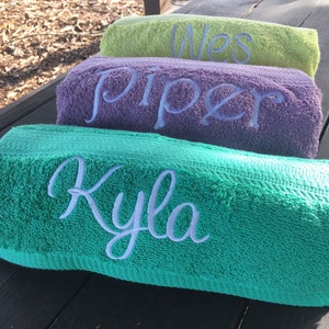 Personalized bath towel, embroidered towel, monogrammed bath towel, bathroom decor, towel with name image 8
