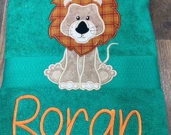 Lion bath towel, safari towel, kid's animal bath towel, personalized bath towel, animal towels, towel with name