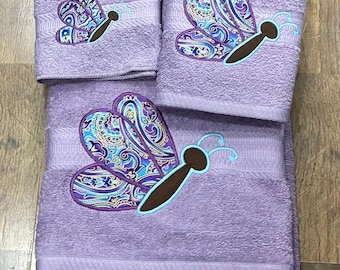 Butterfly Applique Towel - Colorful Plush Bath Towel (30x54)