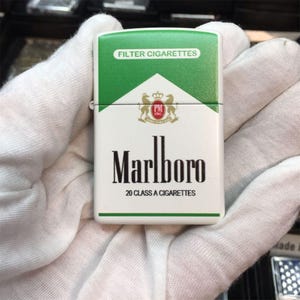 Exclusive Marlboro Zippo Lighter – Iconic Cigarette Brand Design | Collectible Windproof Lighter for Enthusiasts