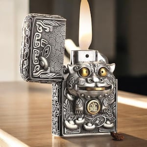 Zippo Lighter | Silver Zippo Lighter | Perfect Collectible Gift for Him | Cool Accessories for Smokers | Fire Starter | for smokers