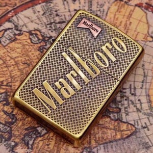 Zippo Marlboro Limited Edition Lighter – Premium Brass Design, Iconic Logo, and Collector&#39;s Serial Number. A Timeless Masterpiece!