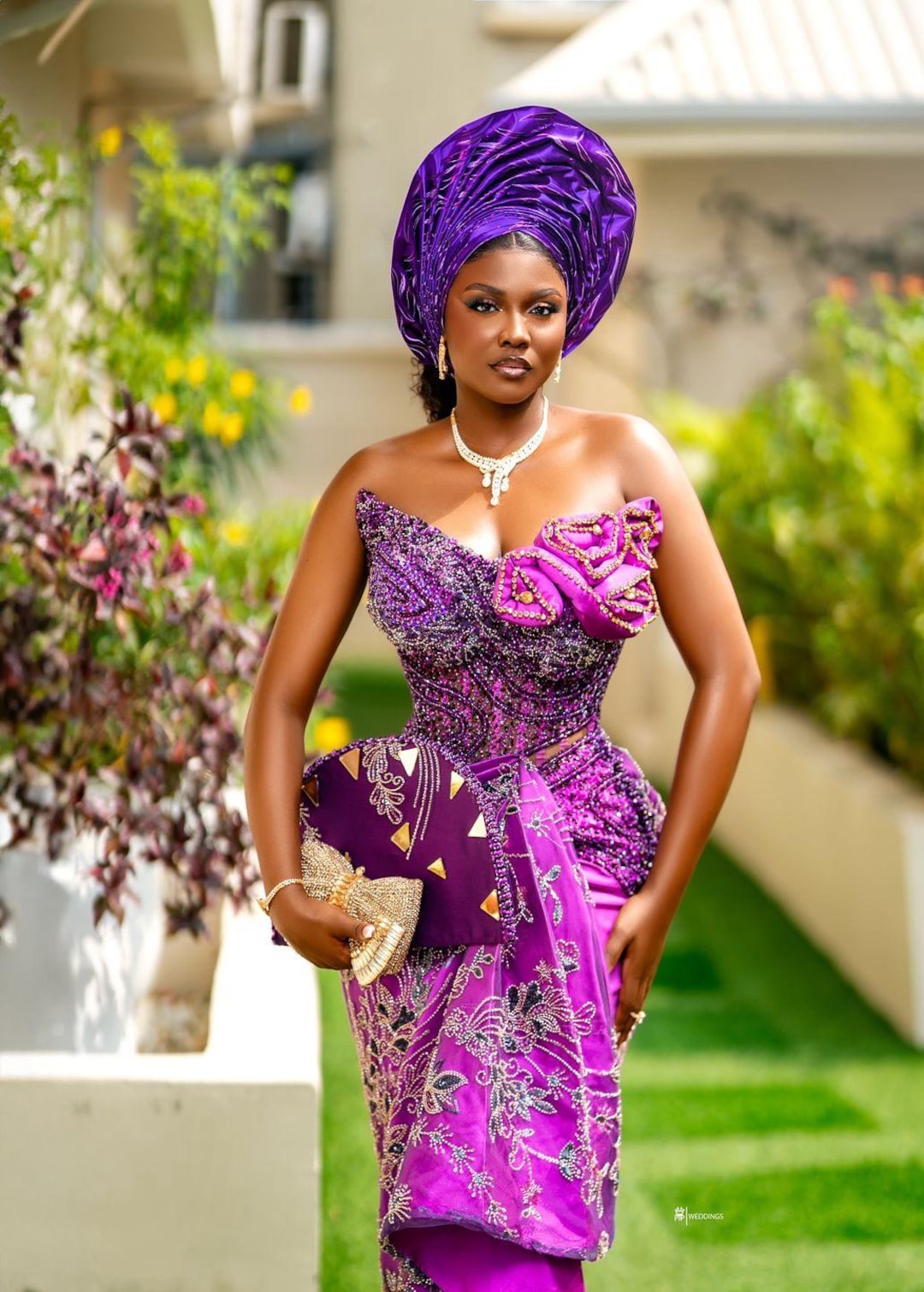 Nigerian Lace Mermaid Dress: Asoebi Wedding Style Nigerian Lace Mermaid Dress: Asoebi Wedding Style