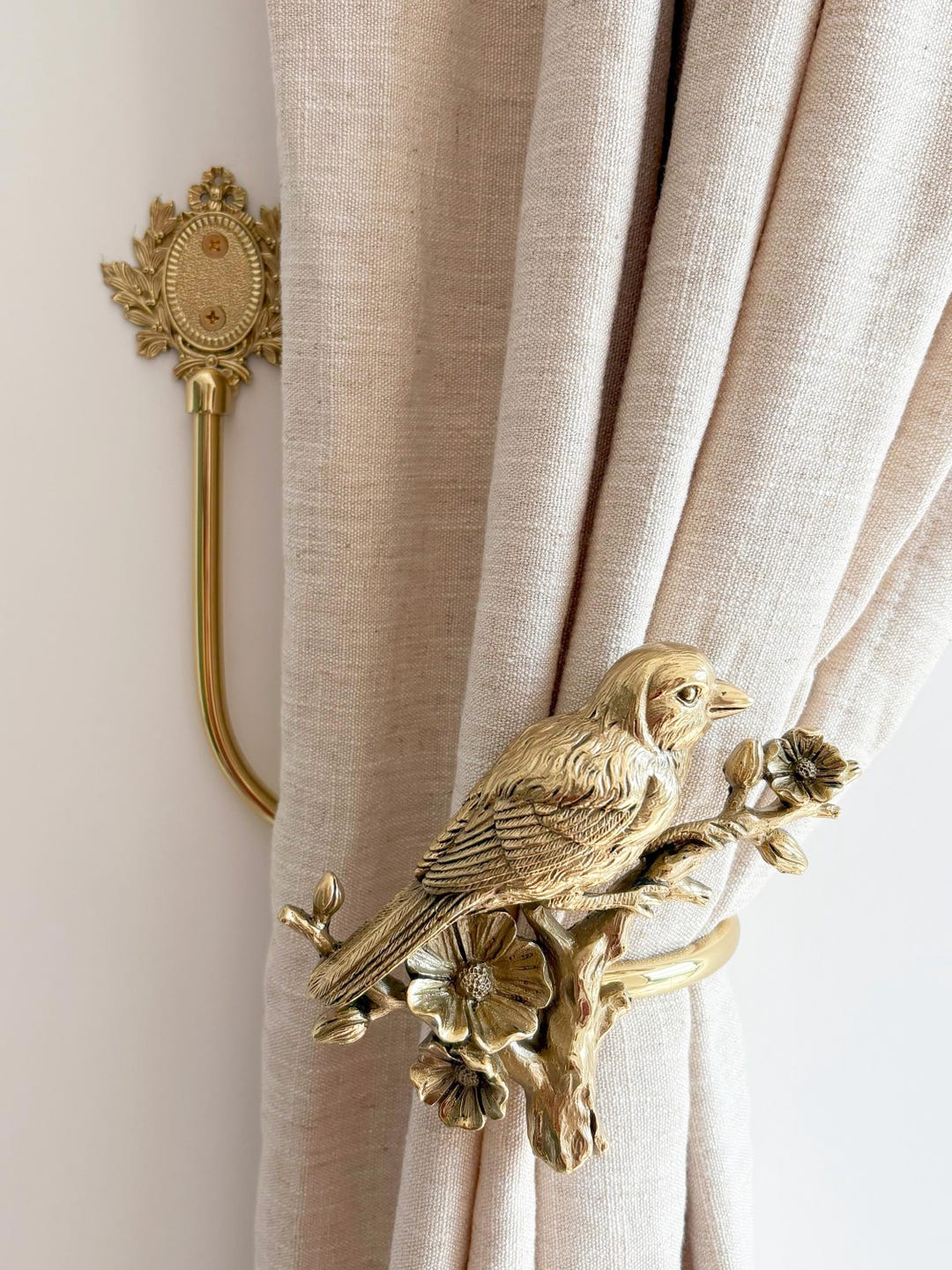sparrow bird brass curtain hook, wall hook, tie-back hook, living room bedroom Decorative - A pair