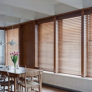 Holzjalousien, mehrere Farben zur Auswahl, Sonnenschirme, Naturgardinen, Handarbeit, Raffrollos aus Holz, Heimdekoration.