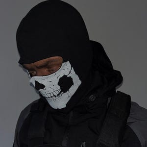 Classic Ghost Balaclava – Tactical Balaclava & Earmuffs Headset | COD Ghosts Operator Mask for Airsoft, Cosplay, Outdoor Gear