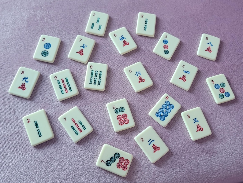 20 Thin Mahjong Tiles for Crafting image 1