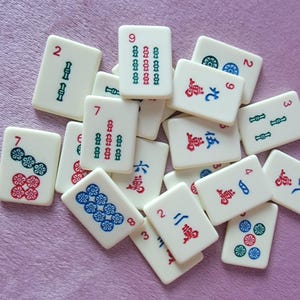 20 Thin Mahjong Tiles for Crafting image 2