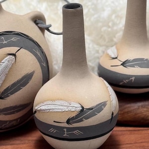 Native American pottery, vase, gray with white feather motif