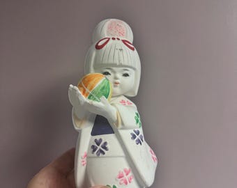 Vintage Japanese Ceramic Kimono Girl Figurine Ball Hakata Style Doll